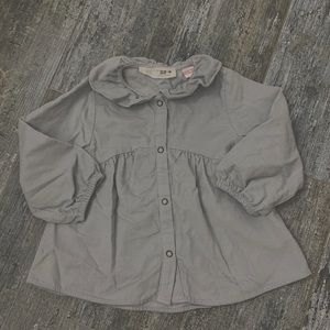 Zara top with ruffle neckline